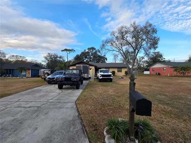 $269,900 | 239 Connie Lee Court, Lakeland, FL 33809