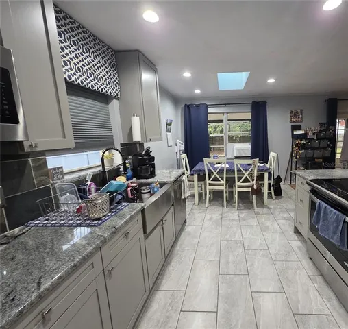 $269,900 | 239 Connie Lee Court, Lakeland, FL 33809