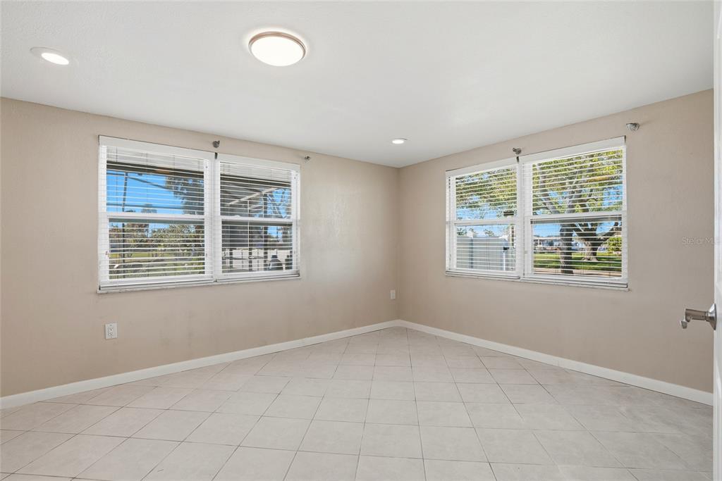 5015 Pelican Drive New Port Richey, FL 34652 - Photo 16 of 35