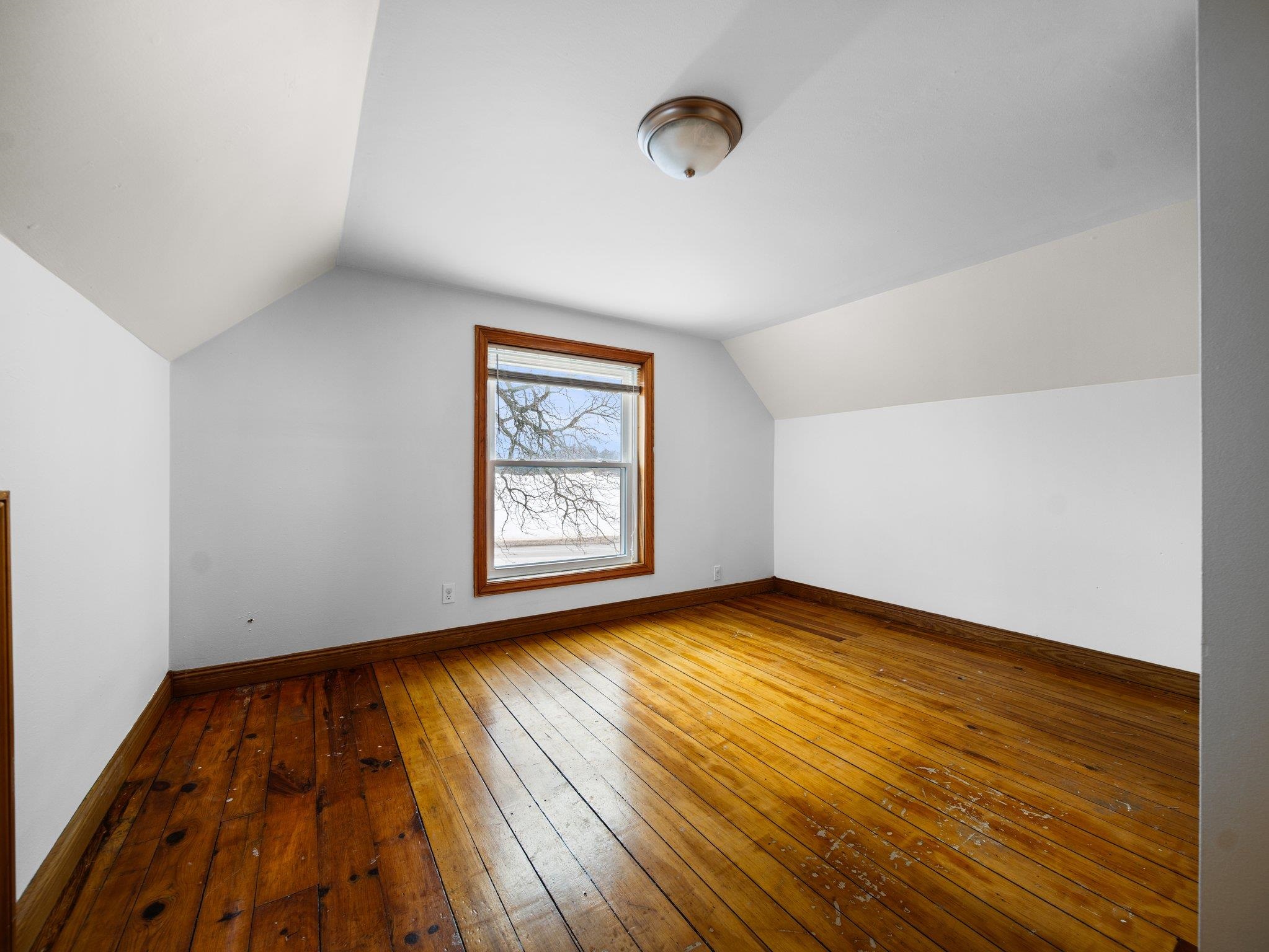 2915 East Hammond Road Traverse City, MI 49686 - Photo 17 of 42