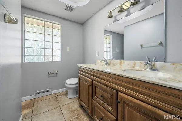 $234,000 | 613 South Jefferson Avenue, Union, MO 63084