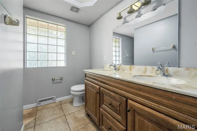 $239,000 | 613 South Jefferson Avenue, Union, MO 63084