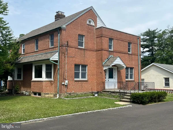 $2,950 | 27 Bysher Avenue, Flourtown, PA 19031