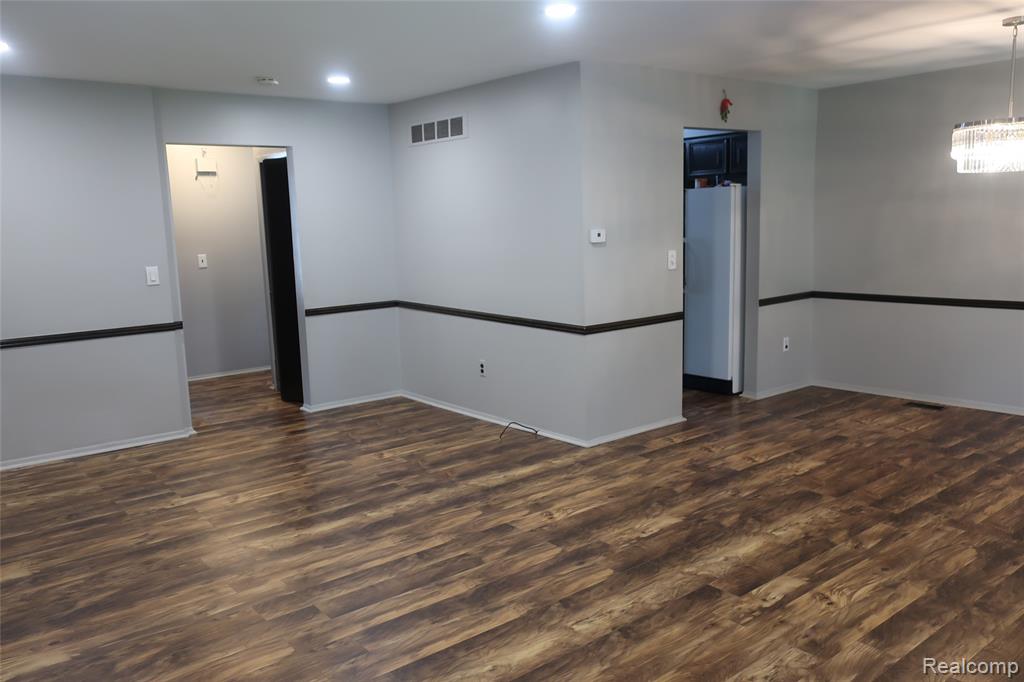 110 Stratford Lane Rochester Hills, MI 48309 - Photo 10 of 28