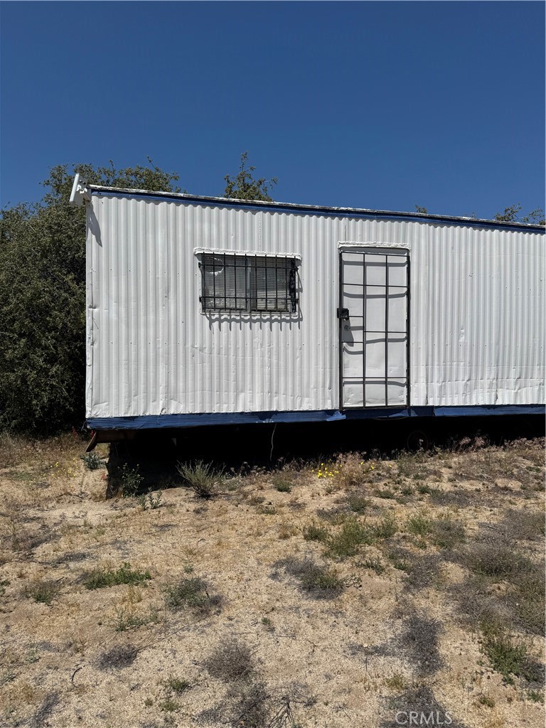 44425 Howard Road Anza, CA 92539 - Photo 10 of 22 a view of a black gate