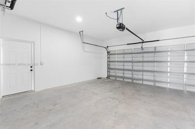 a view of a house with a big yard