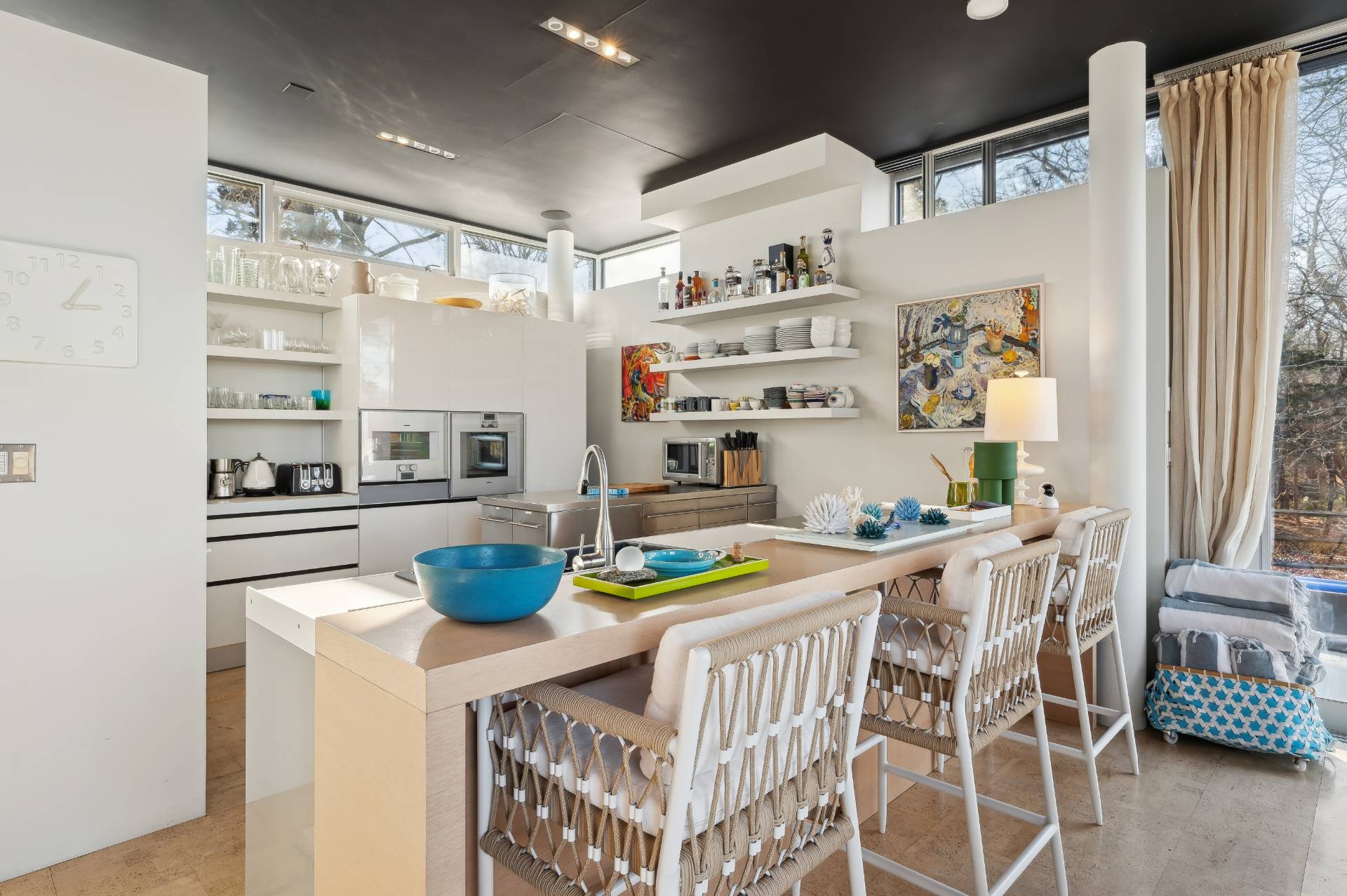 65 Fresh Pond Road Sag Harbor, NY 11963 - Photo 11 of 27