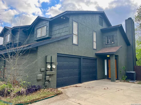 $1,700 | 12142 Vista Nogal, San Antonio, TX 78216