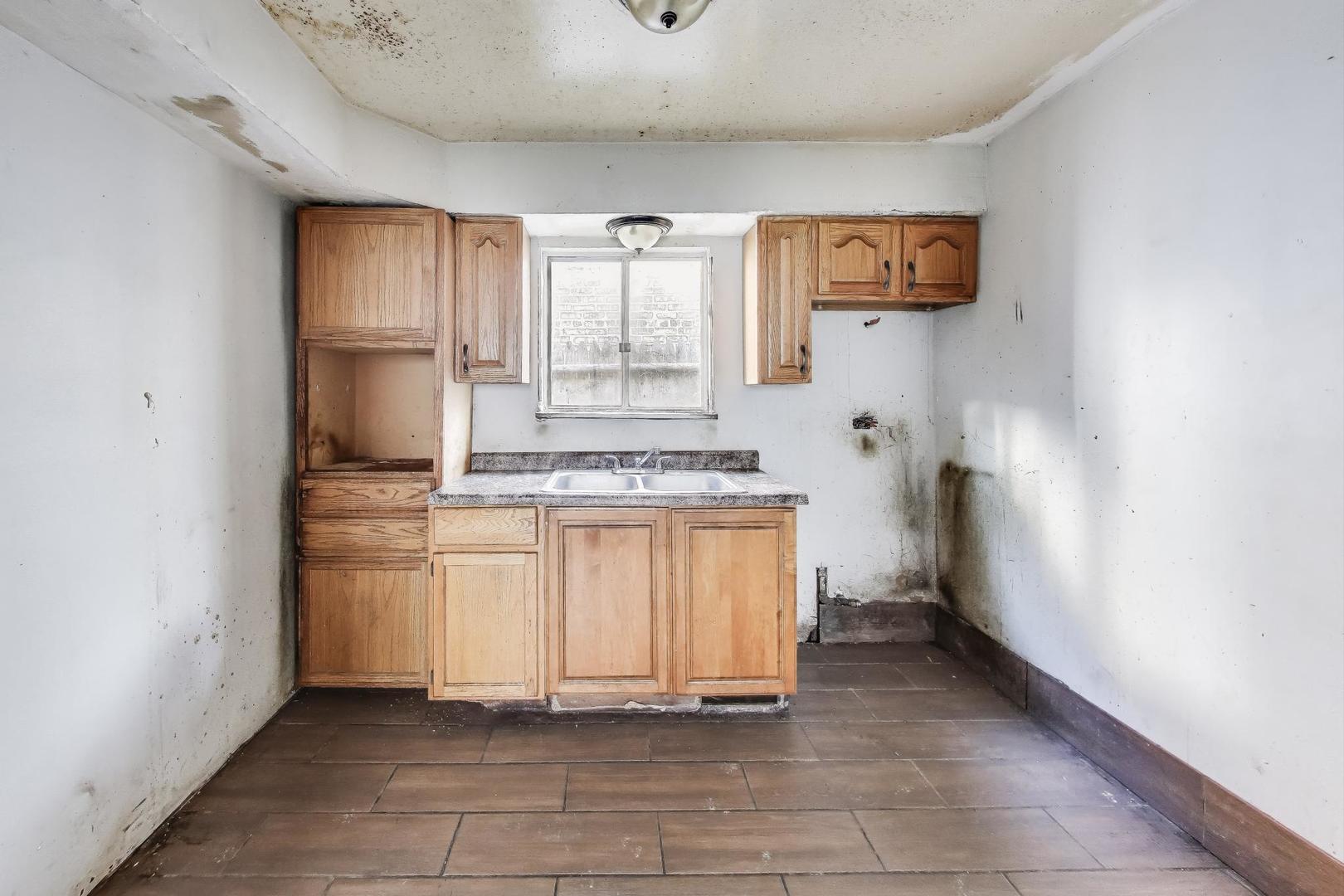 7335 South Morgan Street Chicago, IL 60621 - Photo 8 of 22