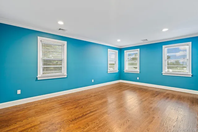 $1,795,000 | 145 Asharoken Avenue, Northport, NY 11768