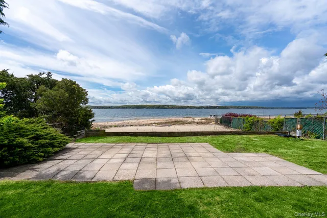 $1,795,000 | 145 Asharoken Avenue, Northport, NY 11768