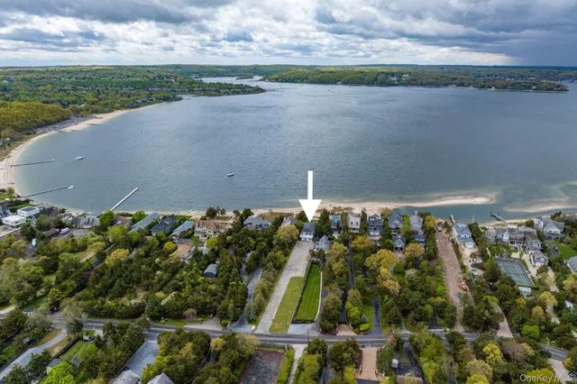 $1,795,000 | 145 Asharoken Avenue, Northport, NY 11768