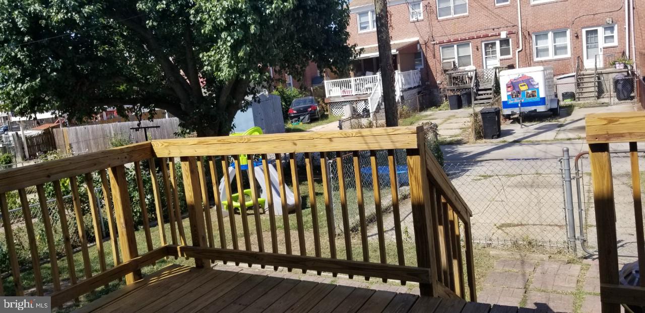 2215 Southorn Road Baltimore, MD 21220 - Photo 33 of 41 deck