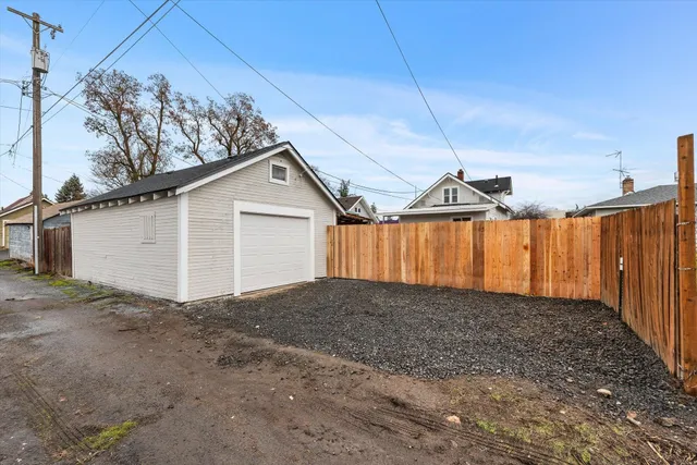 $319,900 | 4605 North Madison Street, Spokane, WA 99205