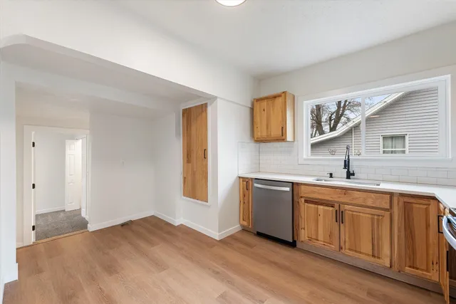 $319,900 | 4605 North Madison Street, Spokane, WA 99205