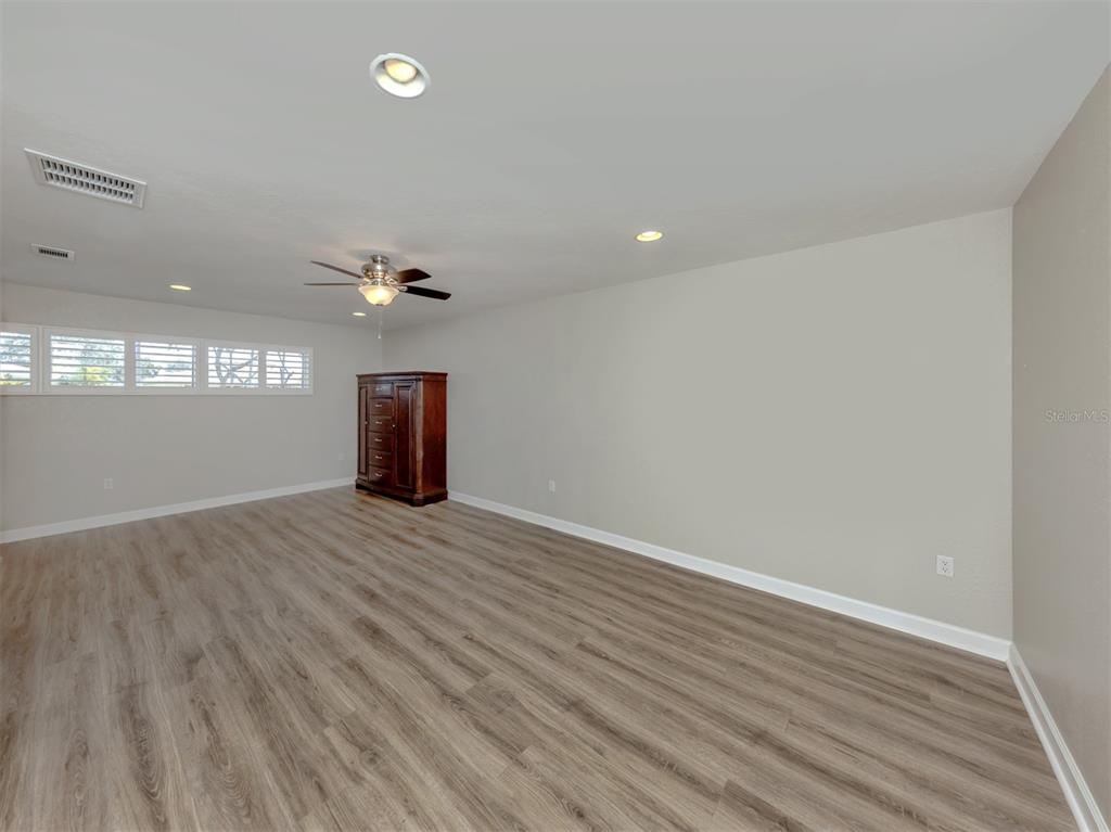 1243 Pine Needle Road Venice, FL 34285 - Photo 20 of 79