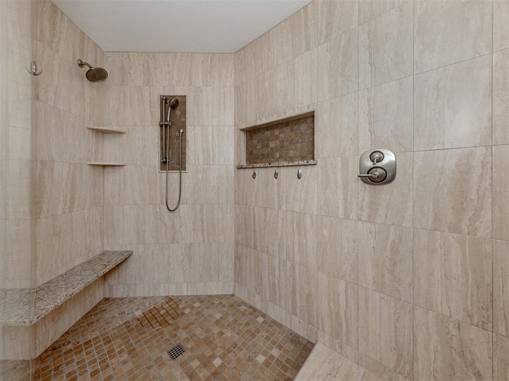 1243 Pine Needle Road Venice, FL 34285 - Photo 23 of 79