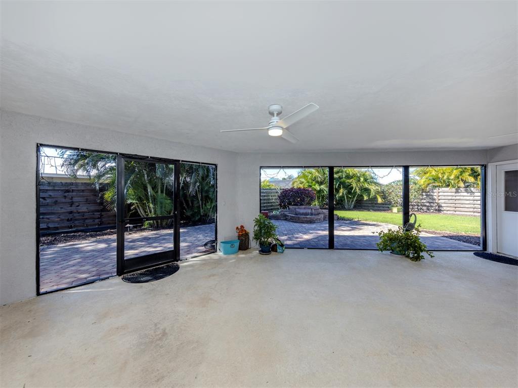 1243 Pine Needle Road Venice, FL 34285 - Photo 7 of 79