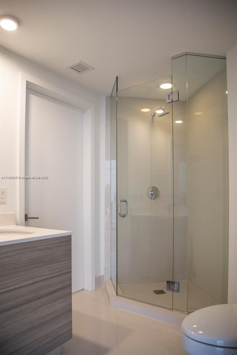 121 Northeast 34th Street, Unit 3116 Miami, FL 33137 - Photo 12 of 15