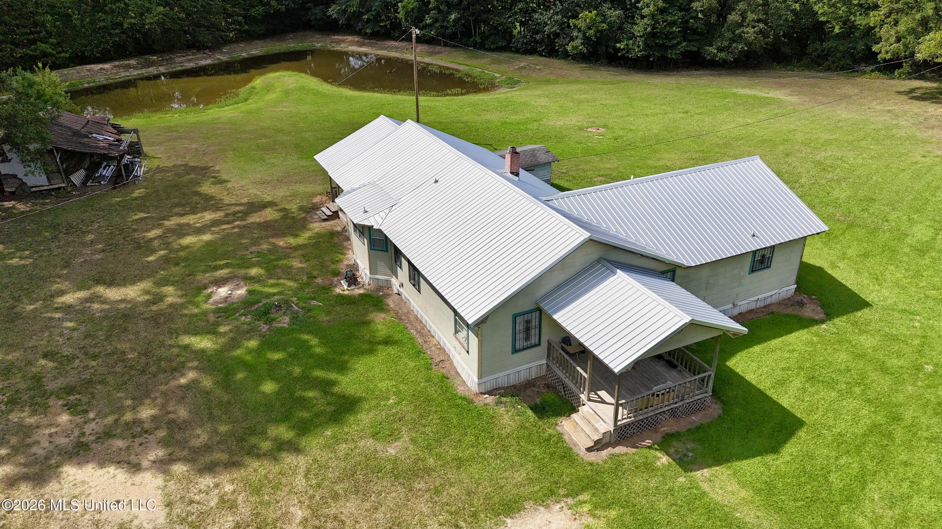 4331 North Chapel Hill Road Edwards, MS 39066 - Photo 1 of 7 dji_fly_20260810_152448_0184_17863979376