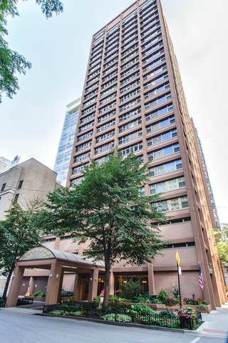 247 East Chestnut Street, Unit 2503 Chicago, IL 60611 - Photo 2 of 24 a front view of a multi story building