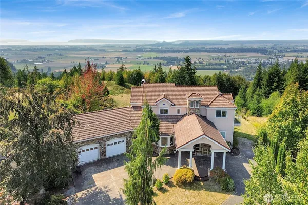 $1,190,000 | 18340 Osprey Court, Mount Vernon, WA 98274