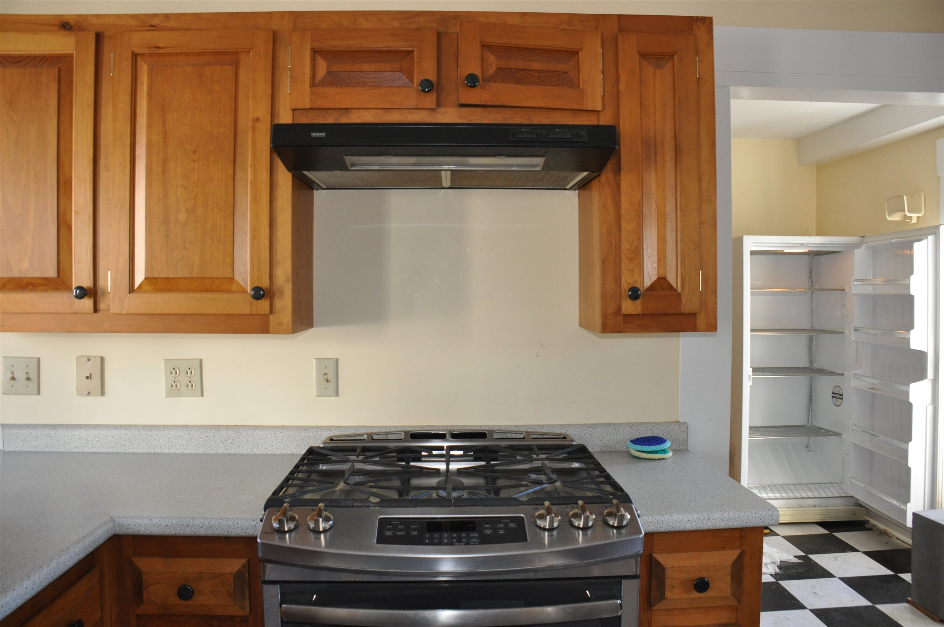 222 Intervale Road Canterbury, NH 03224 - Photo 4 of 12