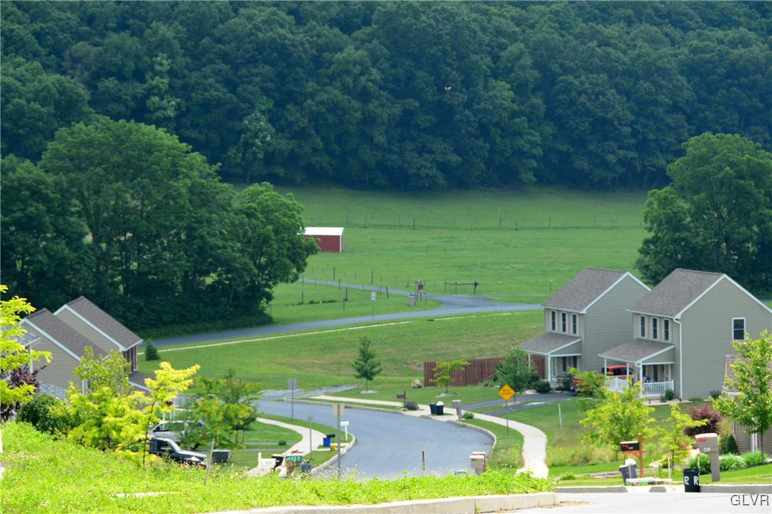 4843 Yorkshire Road Walnutport, PA 18088 - Photo 27 of 30 Gallery Image 27