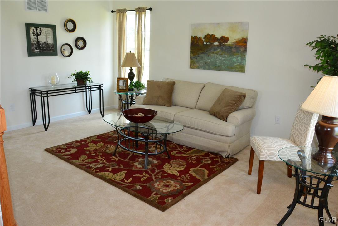 4843 Yorkshire Road Walnutport, PA 18088 - Photo 9 of 30 Gallery Image 9