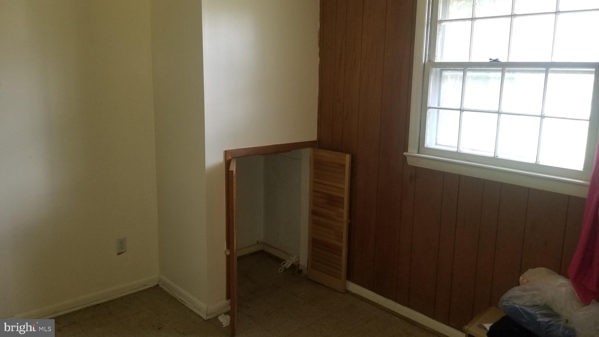 4405 Havelock Road Lanham, MD 20706 - Photo 10 of 36 Split-level /Basement