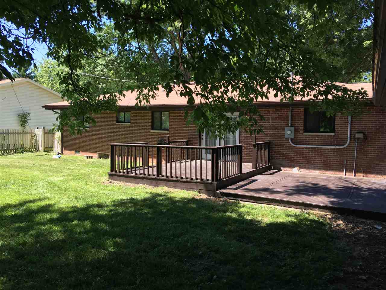 2330 Gump Road East Fort Wayne, IN 46845 - Photo 10 of 33