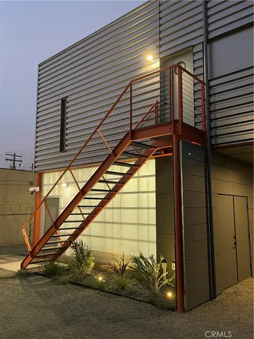 $3,295 | 161 North Garden Street, Ventura, CA 93001