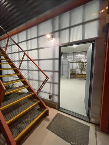 $3,295 | 161 North Garden Street, Ventura, CA 93001