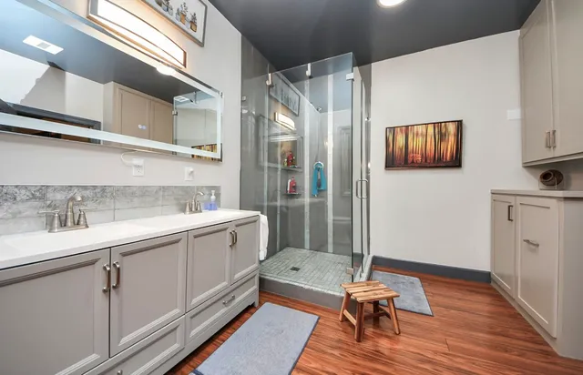 $18,999,999 | 5523 Ehrman Lake Lane, Wallis, TX 77485