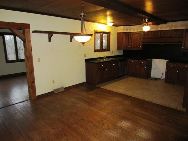 1689 Coonpath Road Northwest Lancaster, OH 43130 - Photo 5 of 15