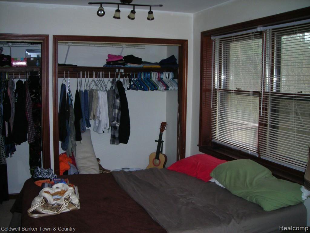 9349 Wiggins Road Howell, MI 48855 - Photo 15 of 31 DSCN2129.jpg