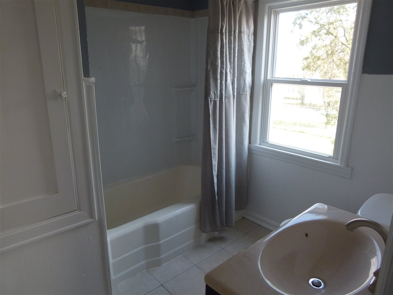 208 Stevenson Road Erlanger, KY 41018 - Photo 14 of 17 Gallery Image 14