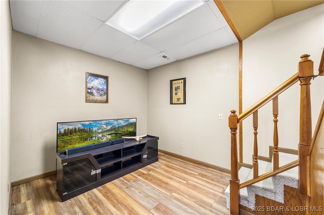 290 Comanche Road Lake Ozark, MO 65049 - Photo 21 of 60