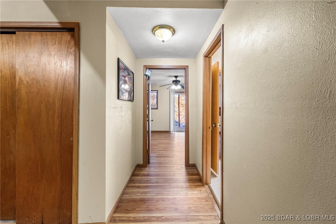 290 Comanche Road Lake Ozark, MO 65049 - Photo 24 of 60