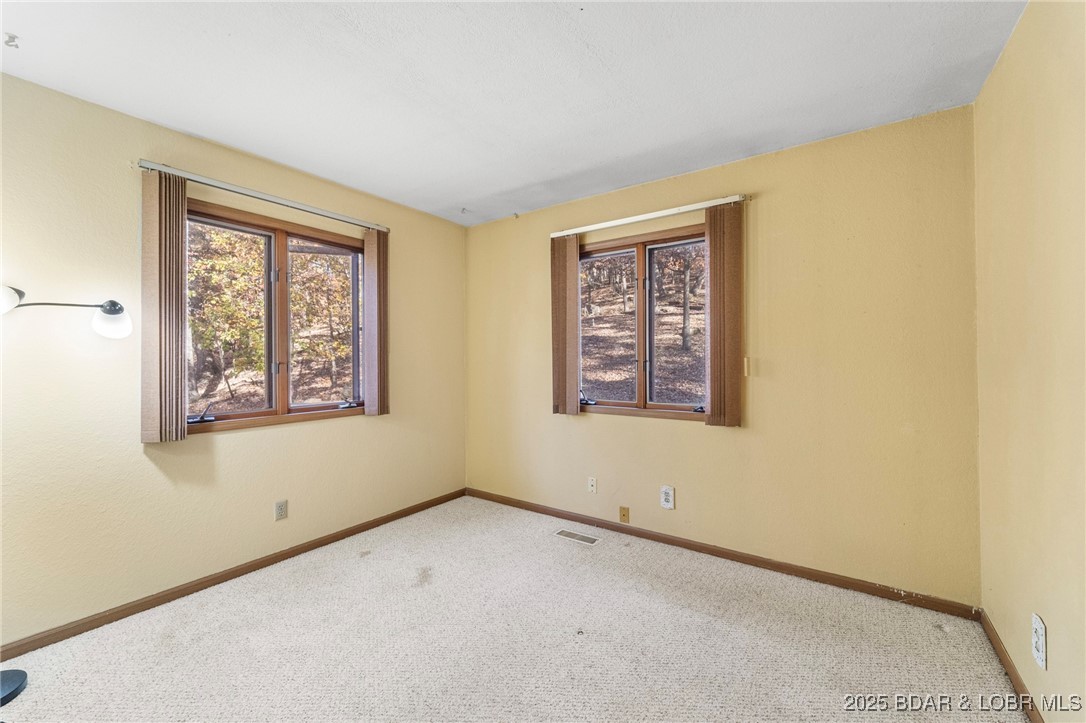 290 Comanche Road Lake Ozark, MO 65049 - Photo 28 of 60