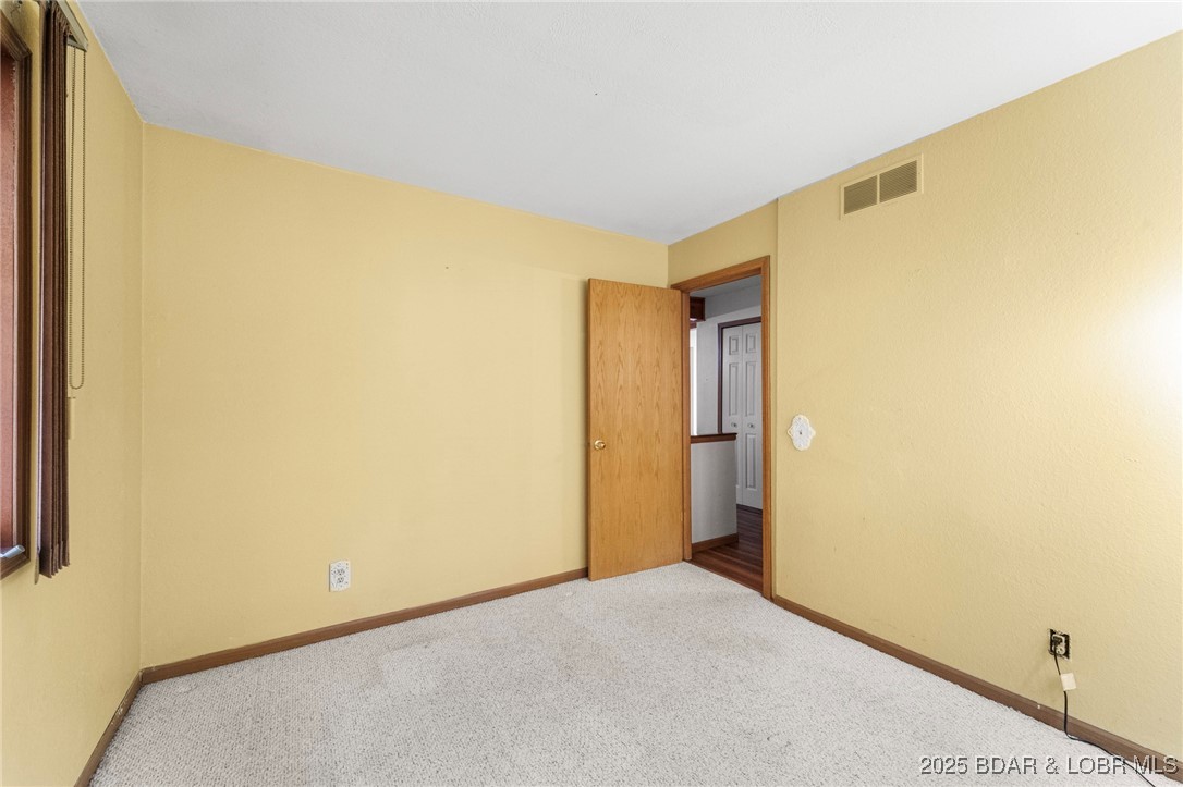 290 Comanche Road Lake Ozark, MO 65049 - Photo 29 of 60