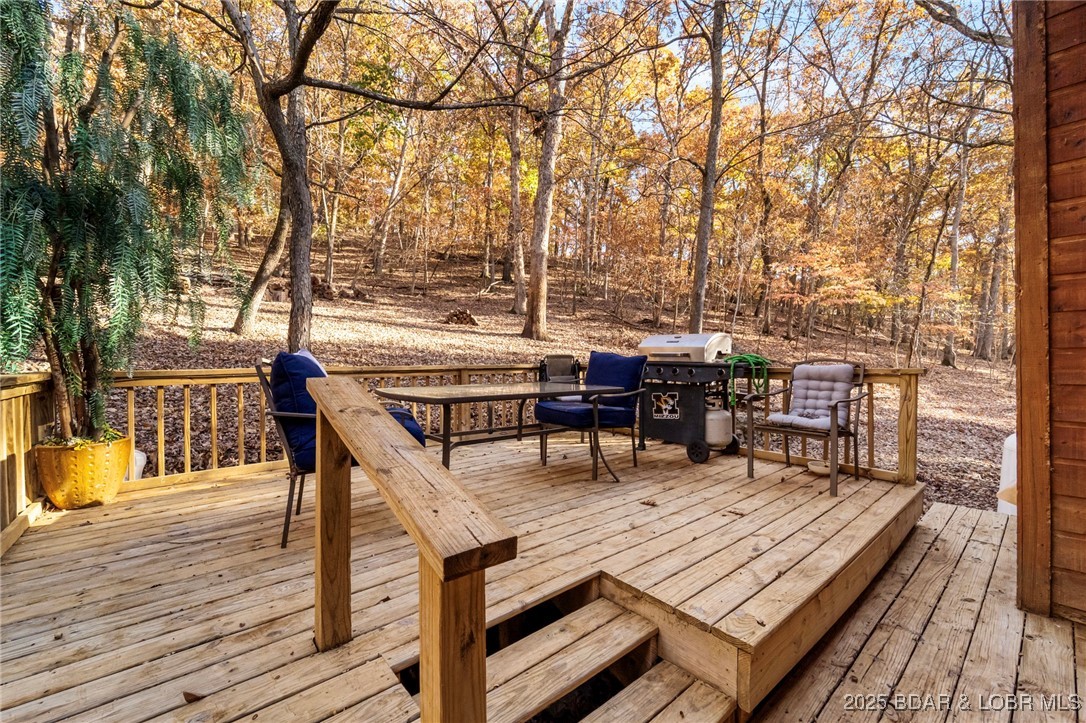 290 Comanche Road Lake Ozark, MO 65049 - Photo 32 of 60
