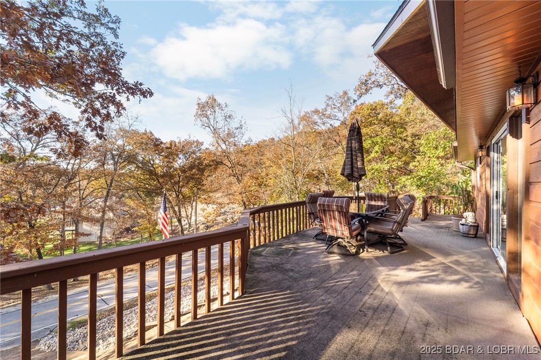 290 Comanche Road Lake Ozark, MO 65049 - Photo 36 of 60