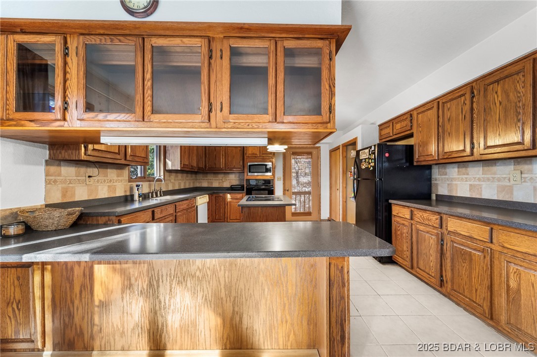 290 Comanche Road Lake Ozark, MO 65049 - Photo 8 of 60