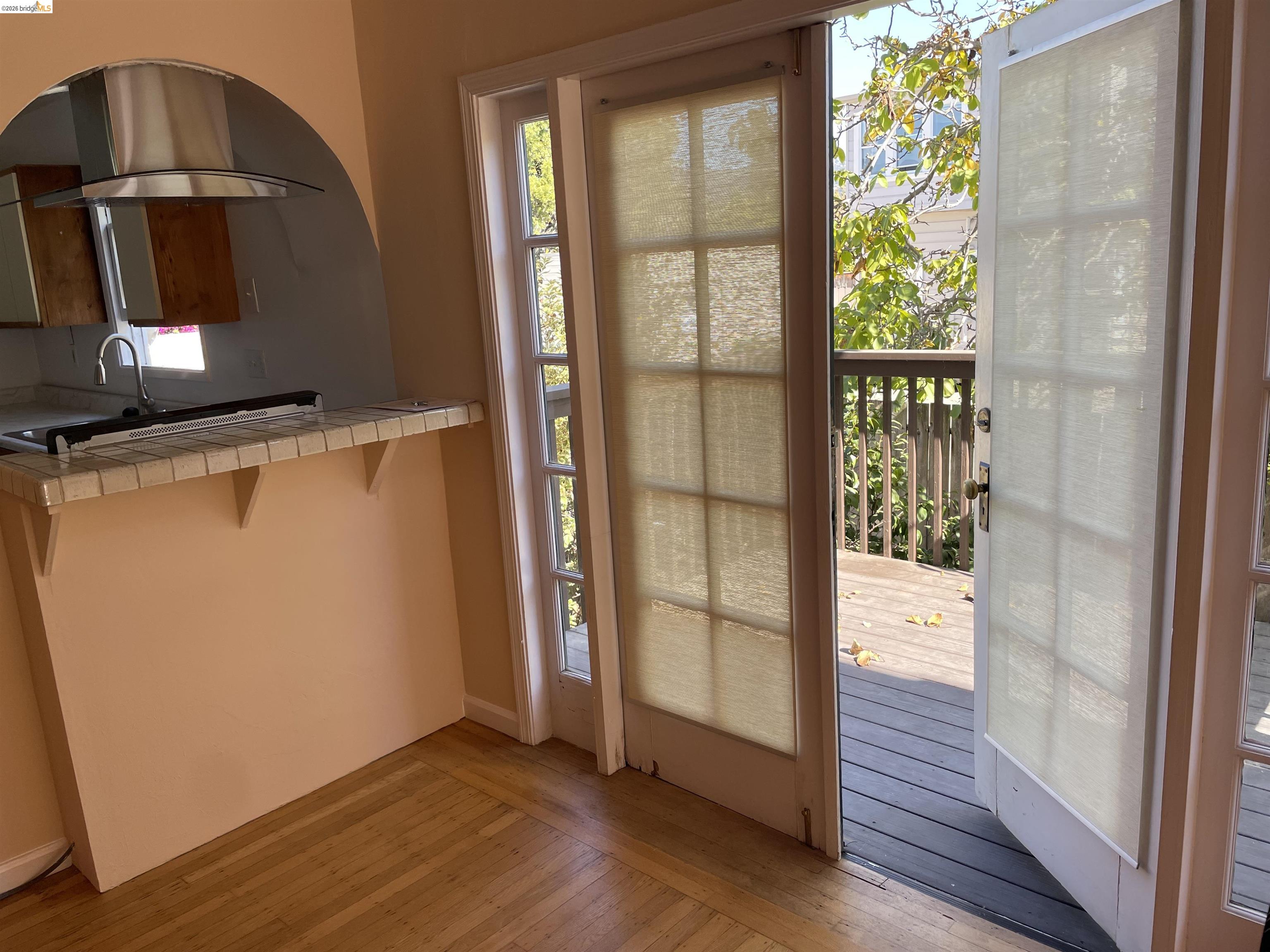 1239 Berkeley Way Berkeley, CA 94702 - Photo 13 of 28