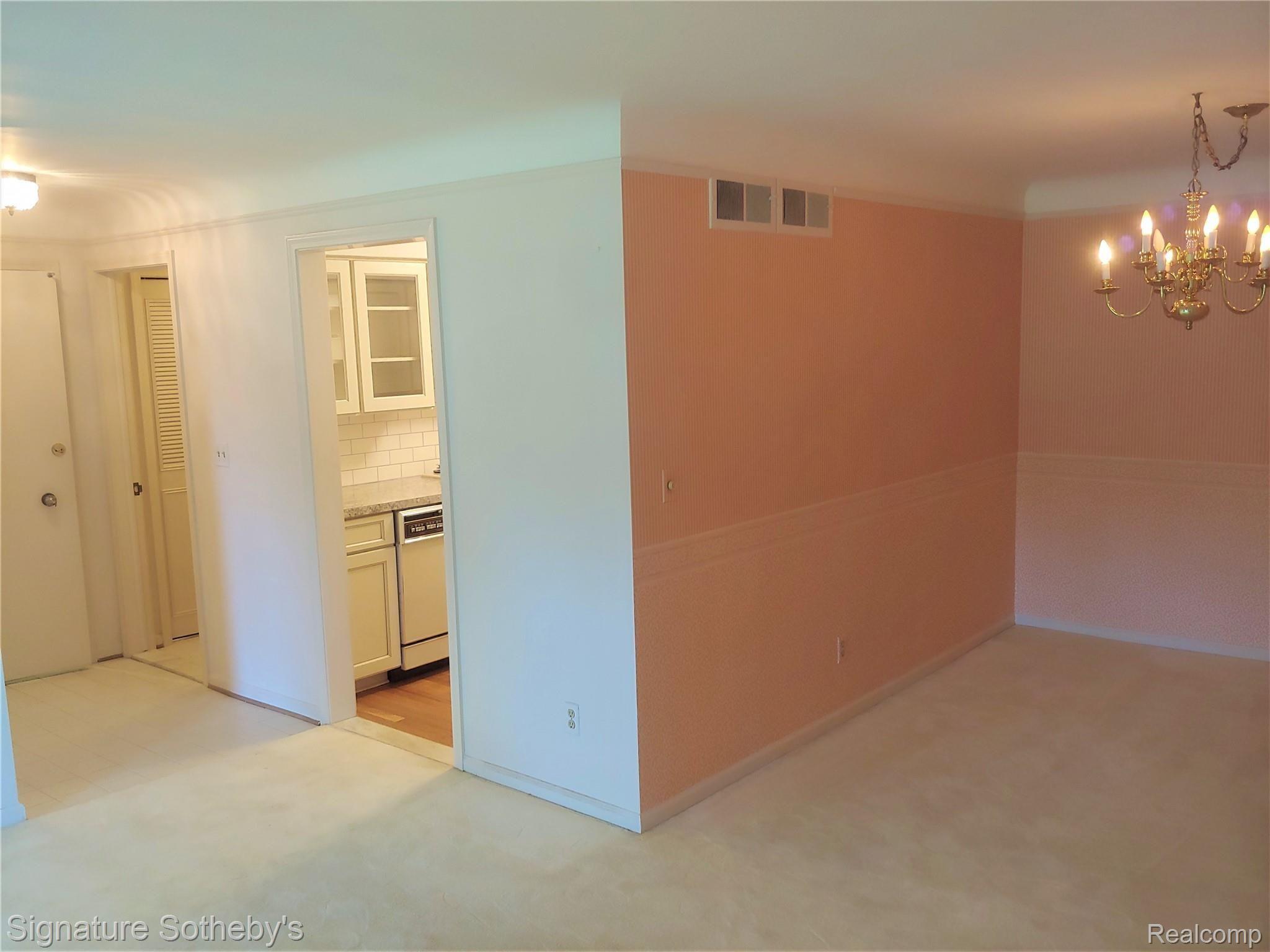 1750 Vernier Road, Unit 5 Grosse Pointe, MI 48236 - Photo 13 of 33 20200602_160544.jpg