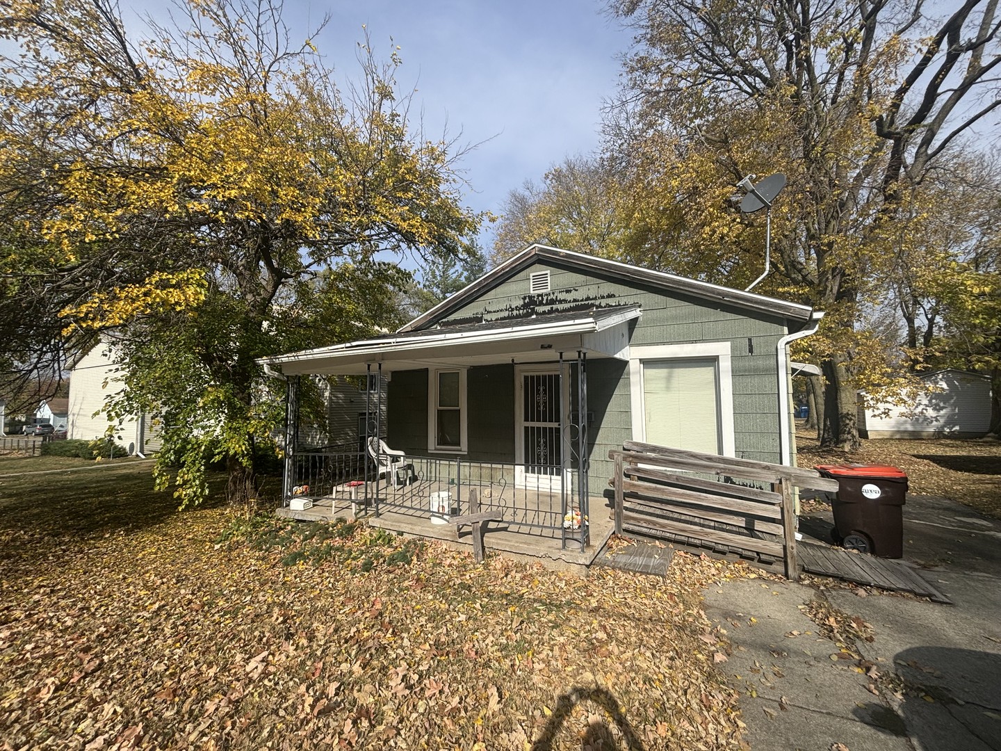 214 West Grove Avenue Rantoul, IL 61866 - Photo 1 of 13 Gallery Image 1