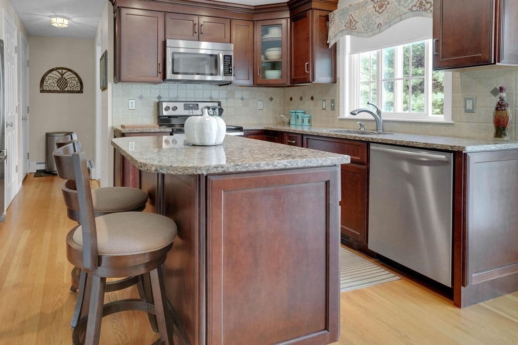 11 Orchard Circle Halifax, MA 02338 - Photo 12 of 41