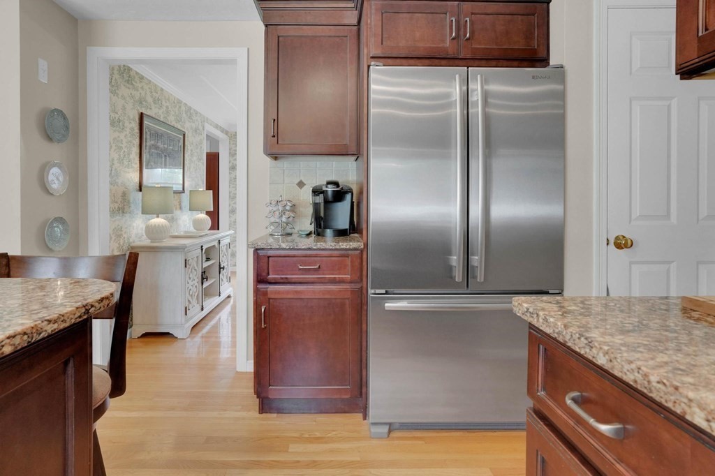 11 Orchard Circle Halifax, MA 02338 - Photo 14 of 41