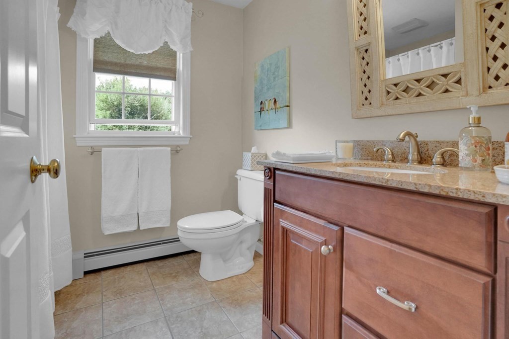 11 Orchard Circle Halifax, MA 02338 - Photo 10 of 41